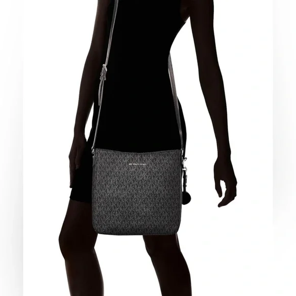 MICHAEL KORS Crossbody Bag Signature Jet Set Messenger Black AUTHENTIC - Picture 4 of 12